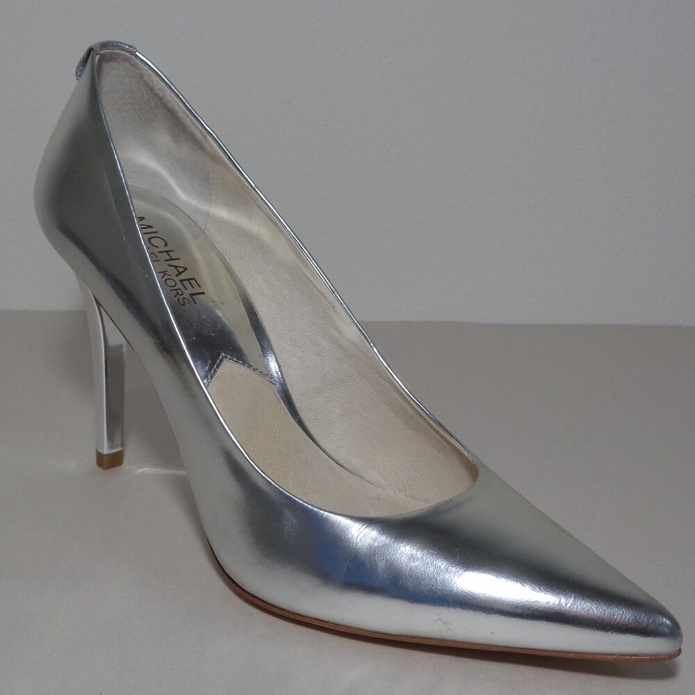Michael Kors Size 7 M / ELISA PUMP / Silver / Leather / Heels New Women's Shoes - Picture 4 of 16